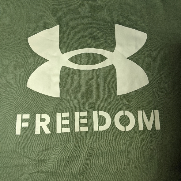 NWT Under Armour Freedom T Shirt Green L - Picture 8 of 9